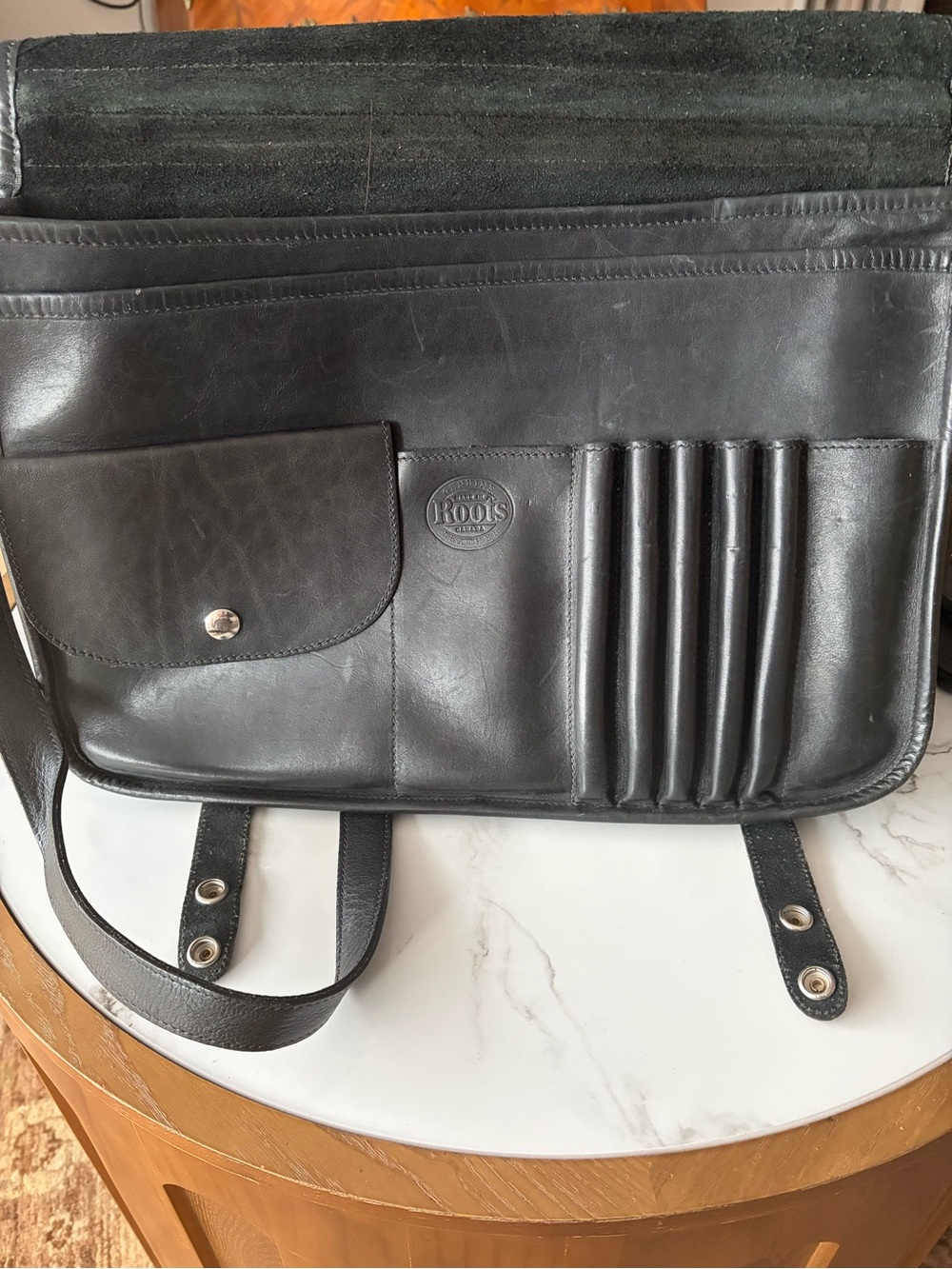 Roots Vintage Black Leather Messenger Organizer Bag